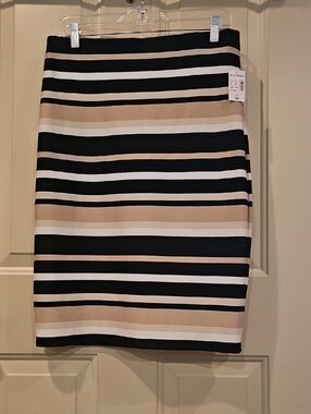 Roz & Ali Black, White and Tan Striped Pencil Skirt